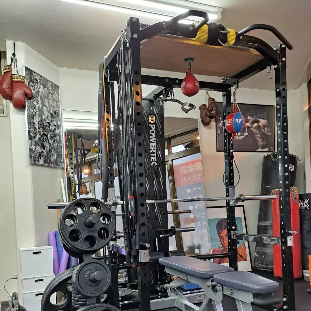 Ali Personal Boxing Club 浦安(アリ パーソナル ボクシング クラブ) ボクササイズ用Reebok社製 エアロバイク写真